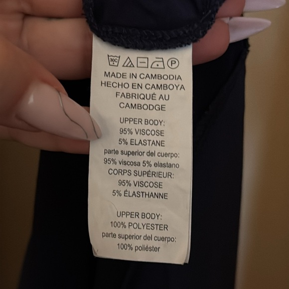 Michael Kors sleeveless  top EUC - Picture 4 of 4